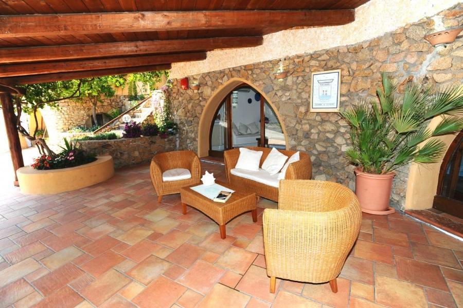 Ahr Altura Hotel Porto Rafael Palau Exterior photo